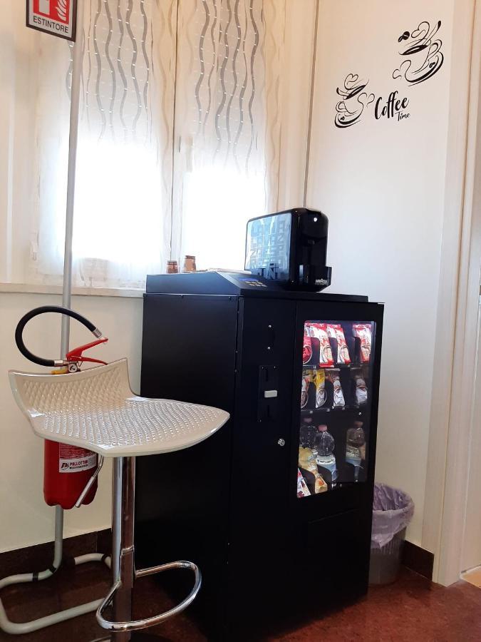 Dolce Dormire Civitanova Чивитанова Марке Екстериор снимка