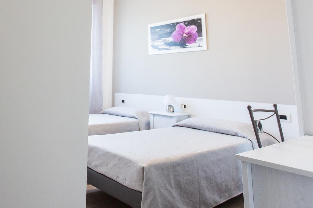 Dolce Dormire Civitanova Чивитанова Марке Екстериор снимка